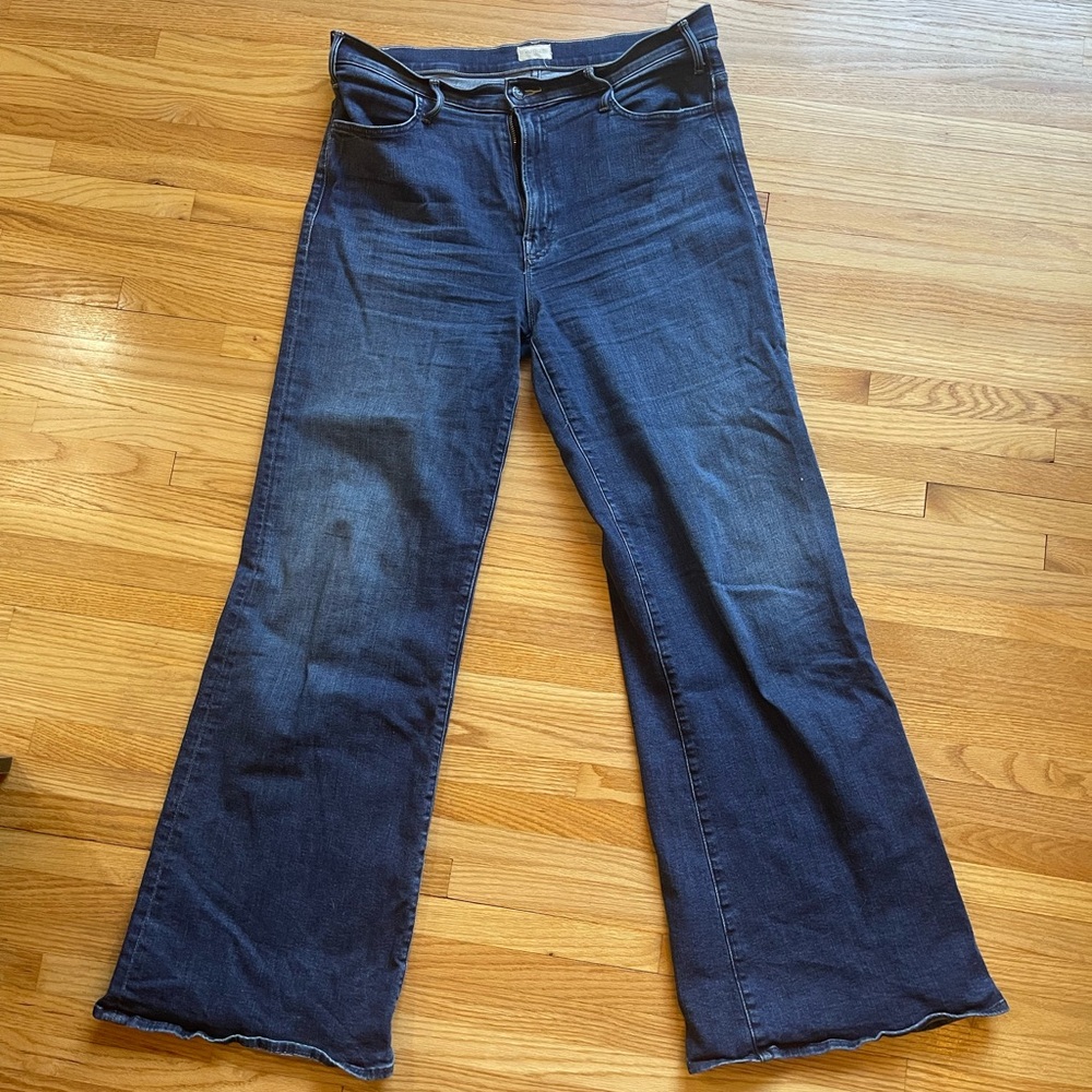 Mother The Hustler Roller Sneak Jeans in size 32